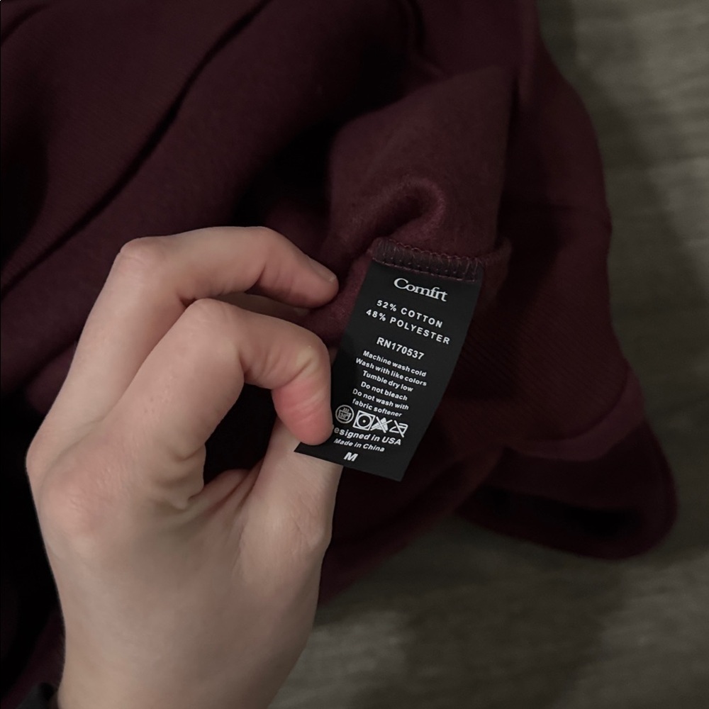 Comfrt Minimalist Hoodie Maroon - Picture 5 of 8